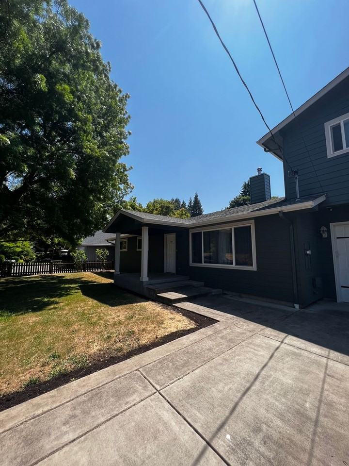 1370 Brickley Rd - Photo 3 of 37