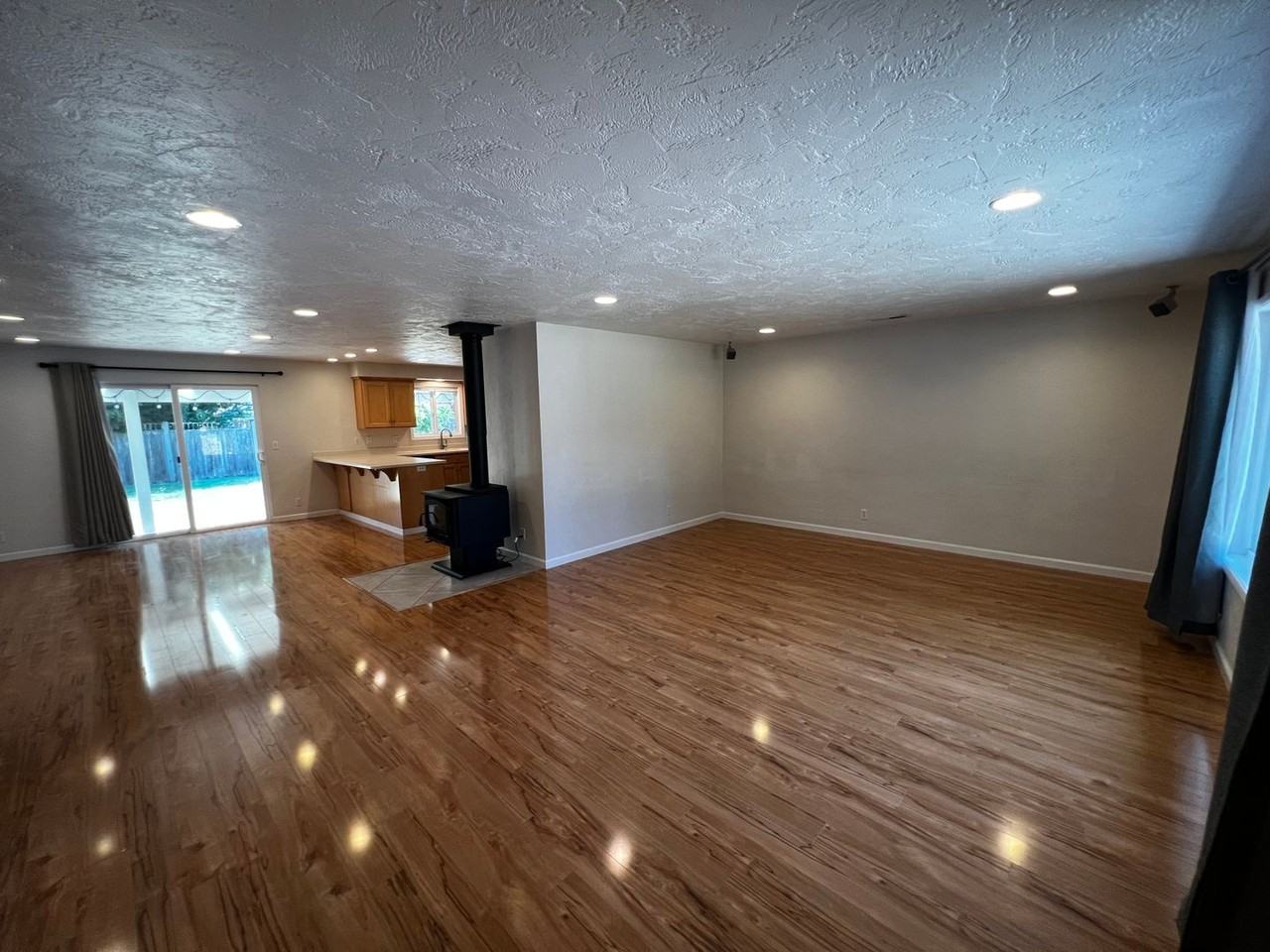 1370 Brickley Rd - Photo 5 of 37