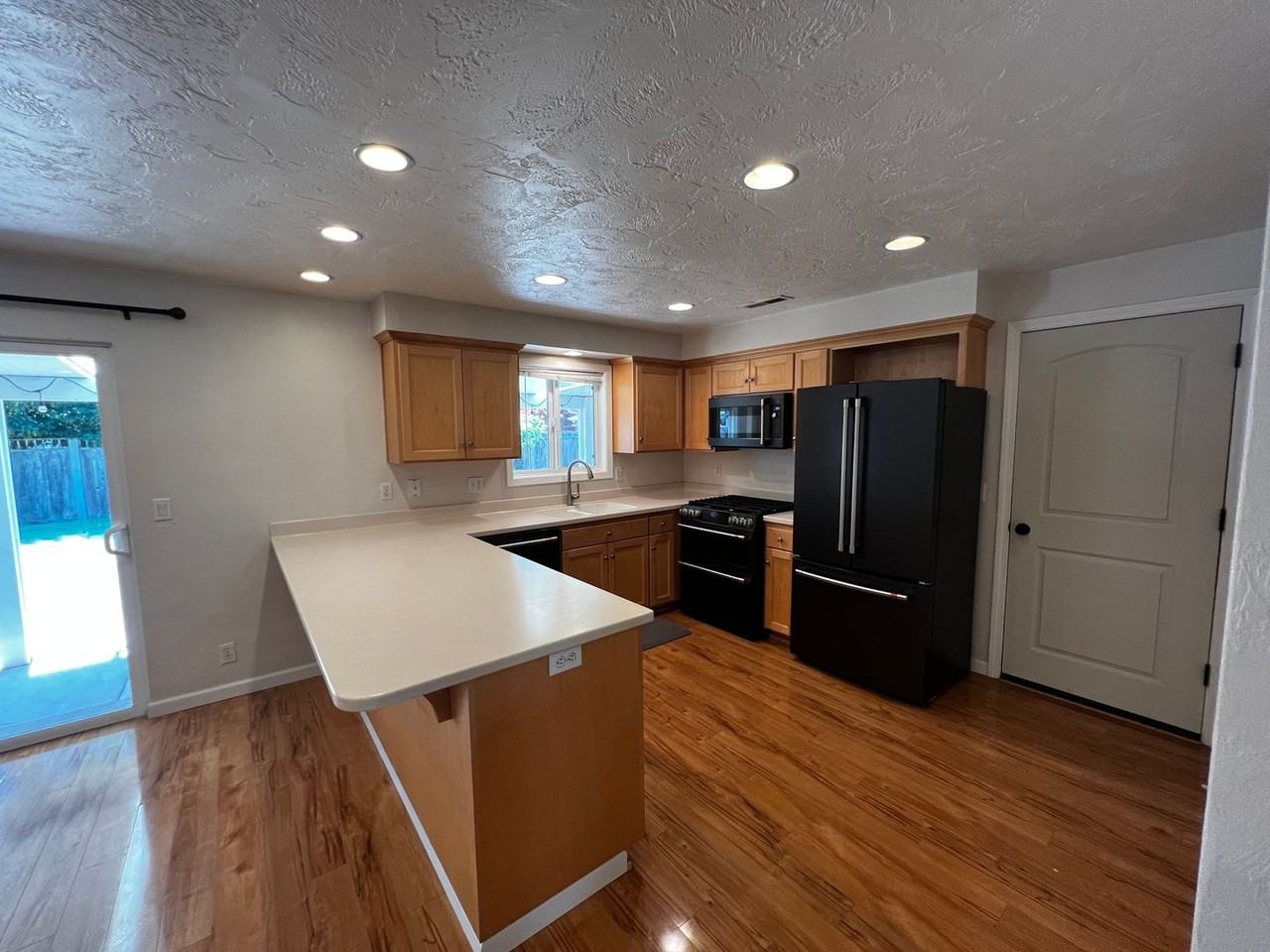 1370 Brickley Rd - Photo 6 of 37