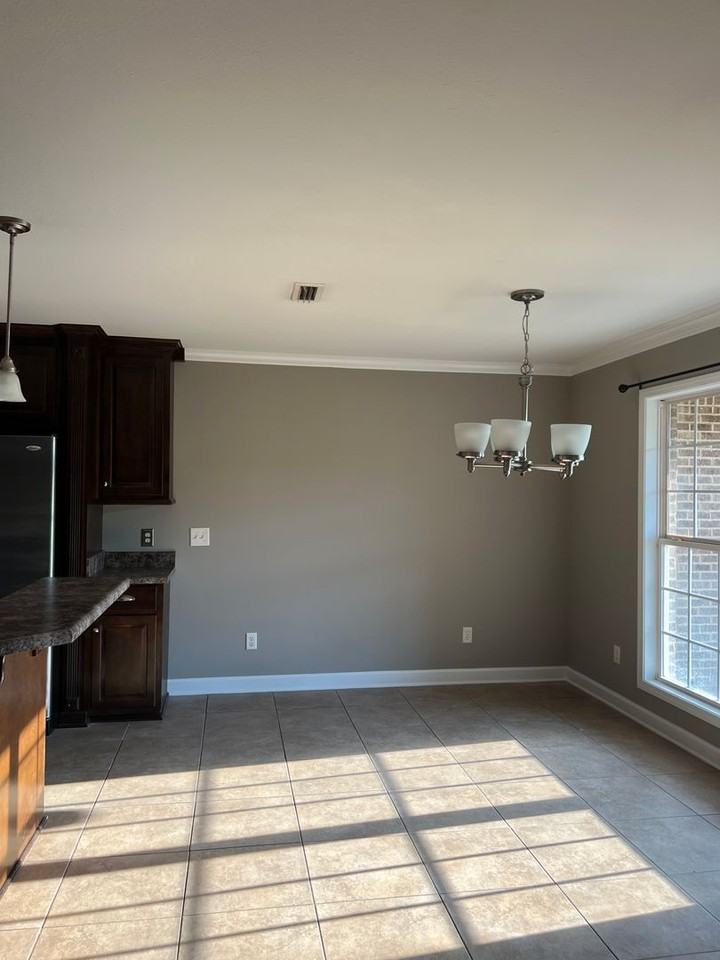 401 Homestead Way - Photo 7 of 25