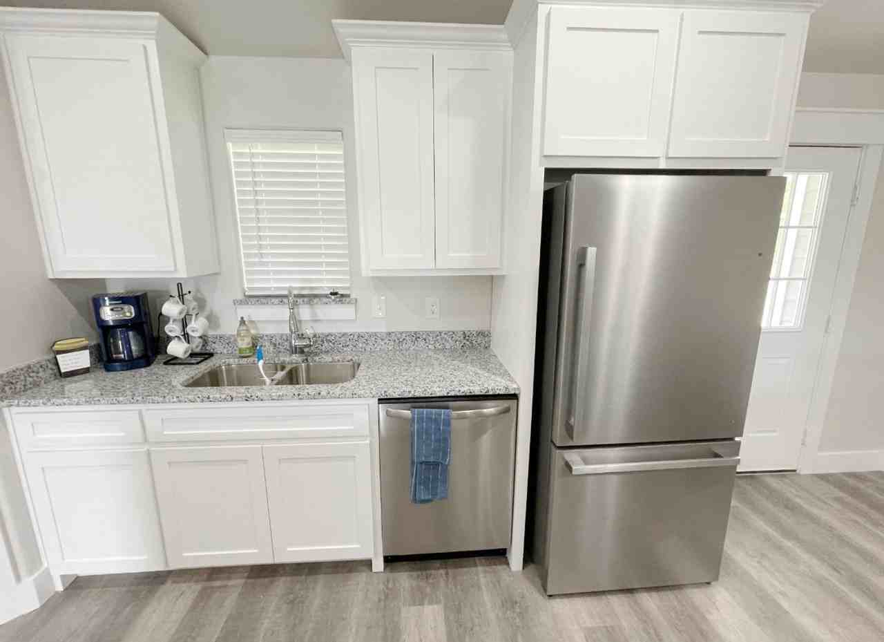 192 Kats Ave - Photo 6 of 18