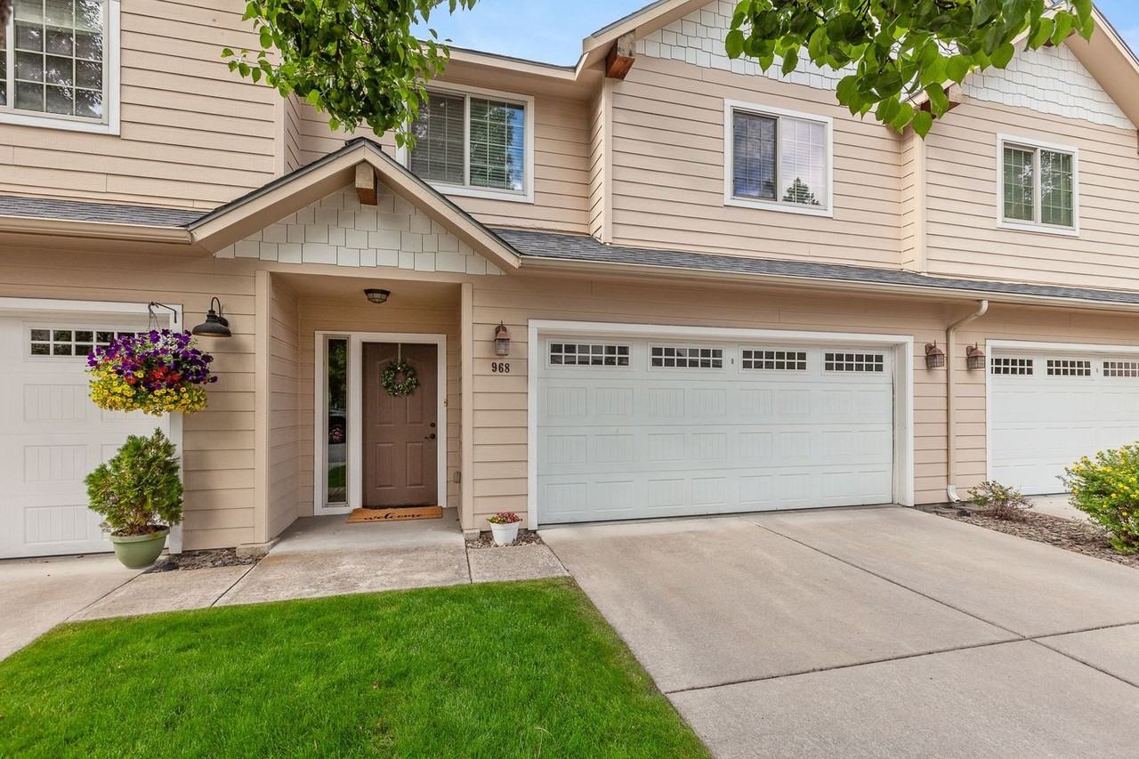 968 W Willow Lake Loop - Photo 2 of 21