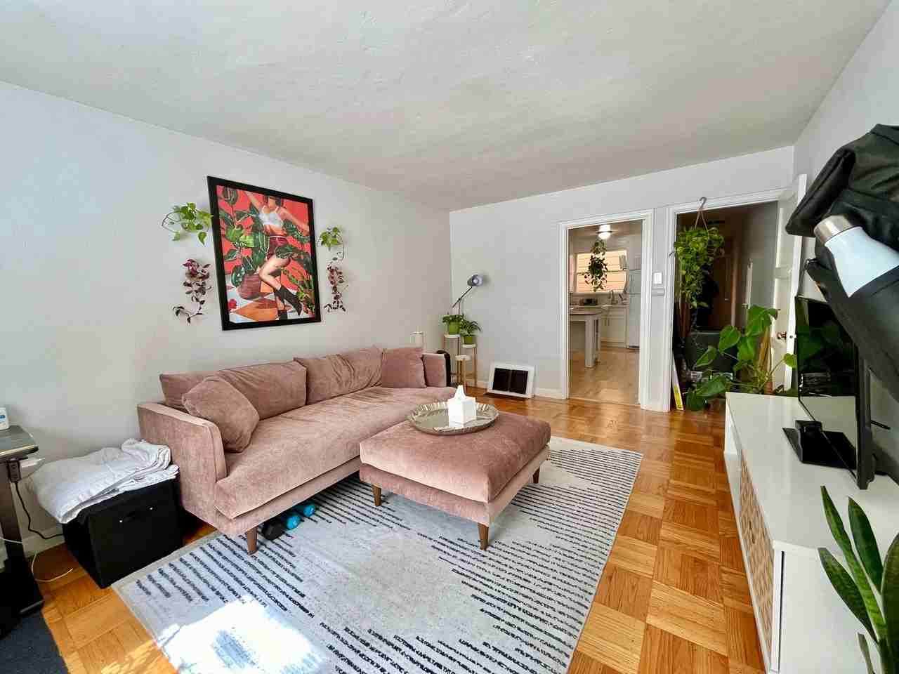 1272 Stanyan St - Photo 3 of 14