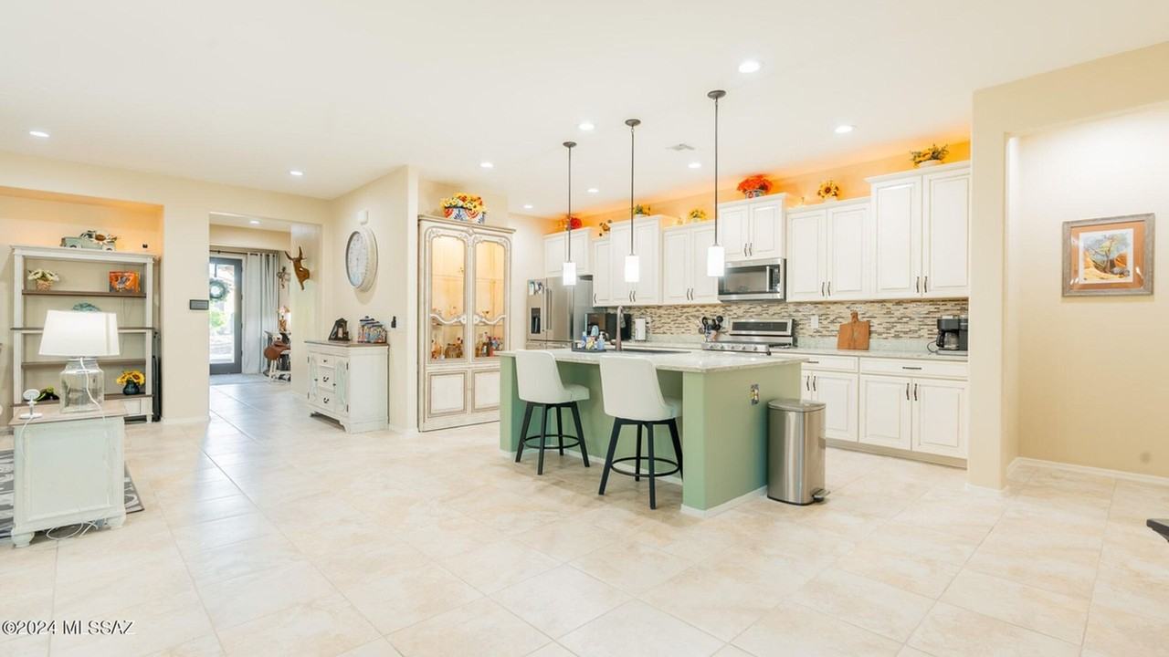 1483 E Stronghold Canyon Ln - Photo 2 of 16