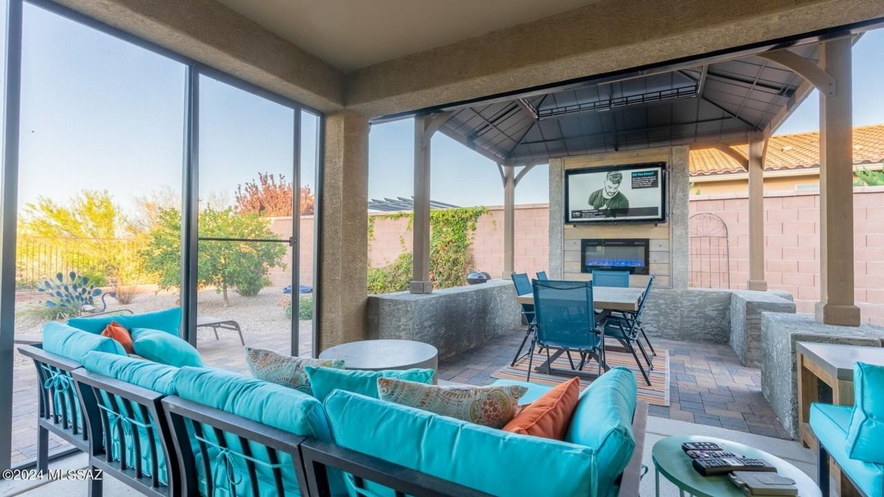 1483 E Stronghold Canyon Ln - Photo 3 of 16