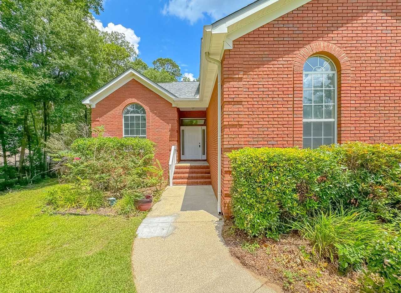 6323 Mallard Trace Dr - Photo 2 of 34