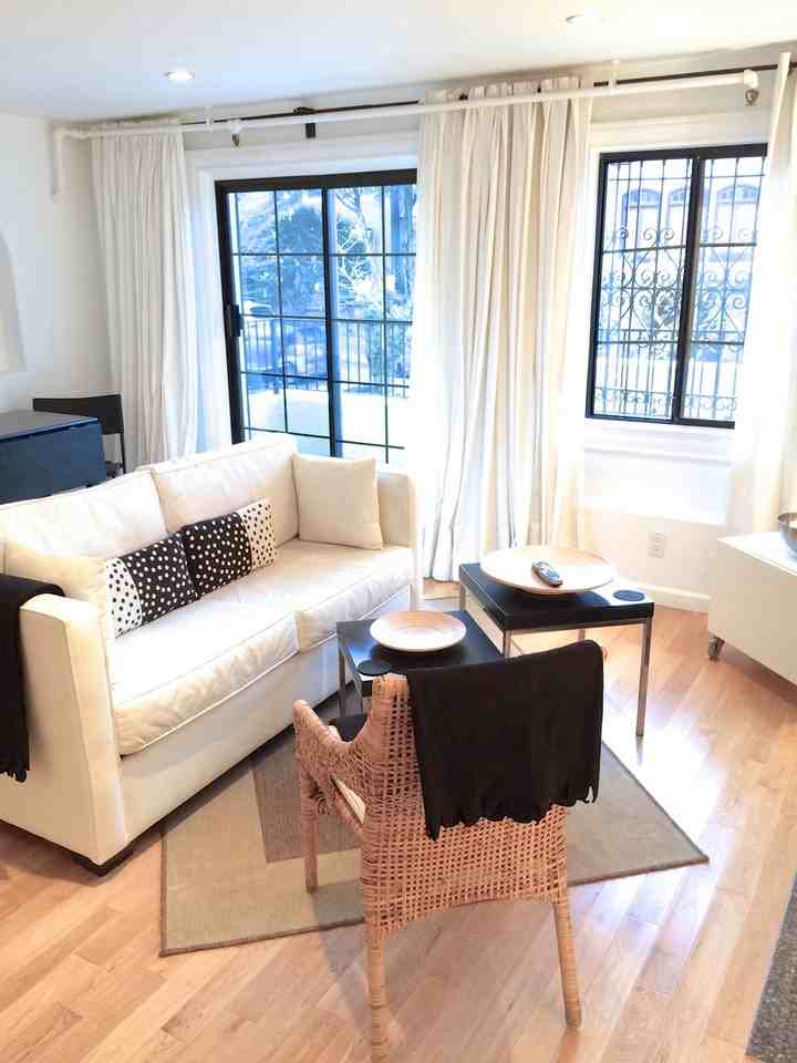 820 Ashbury St #1 - Photo 6 of 22