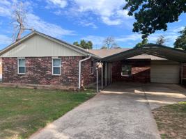 featured image of 14456 Ne 4th St