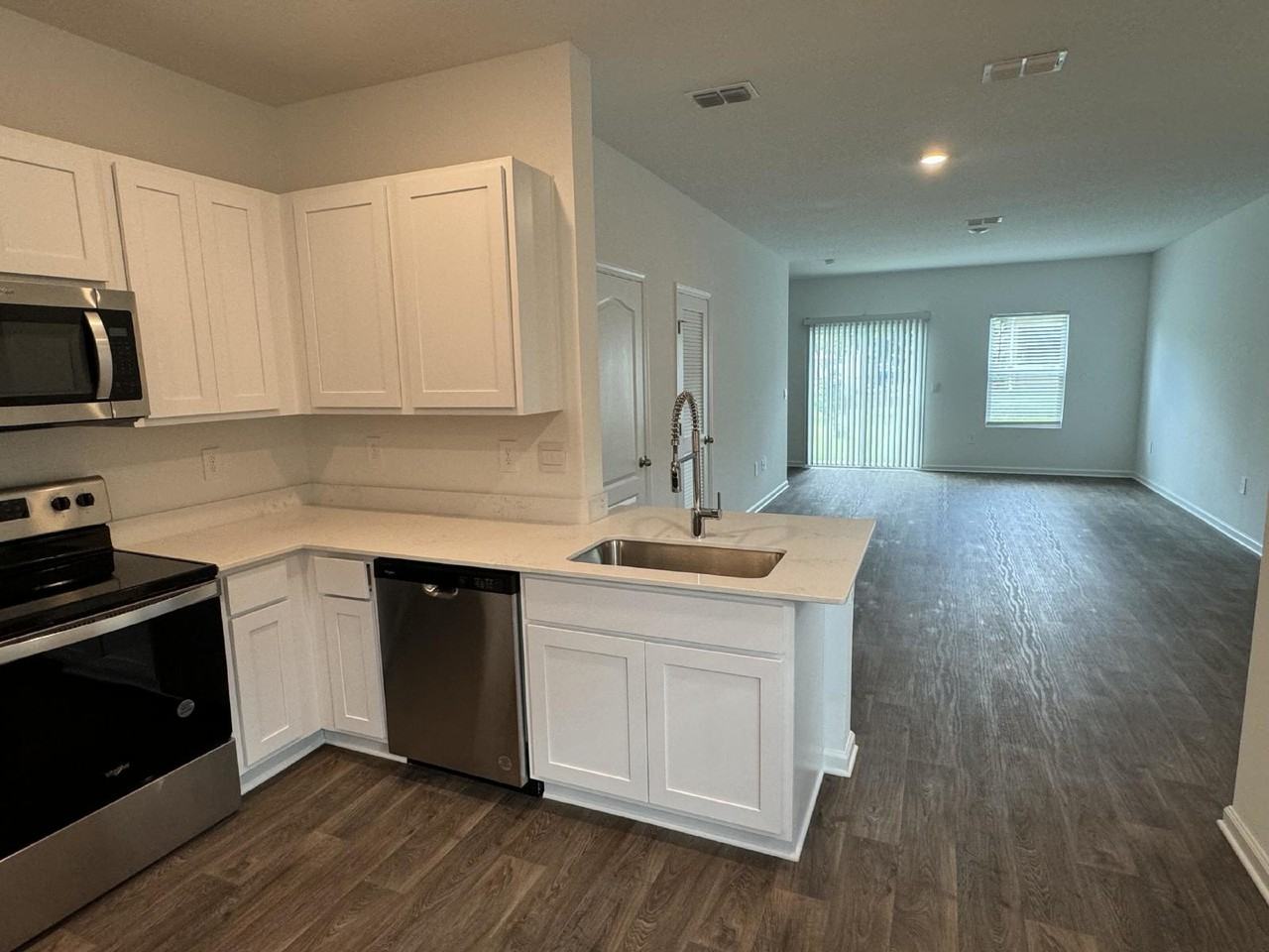 9098 Alpine Aster Rd - Photo 3 of 14