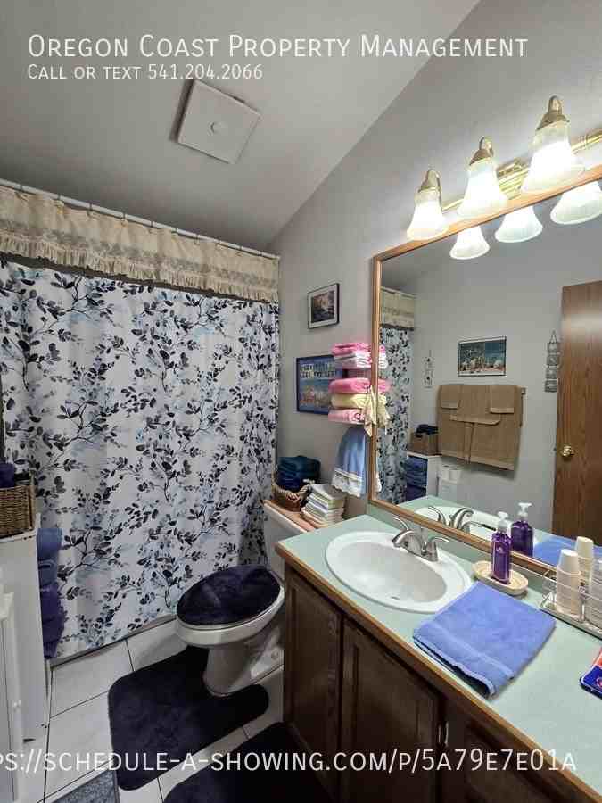 1609 Nw Parker Ave - Photo 3 of 36