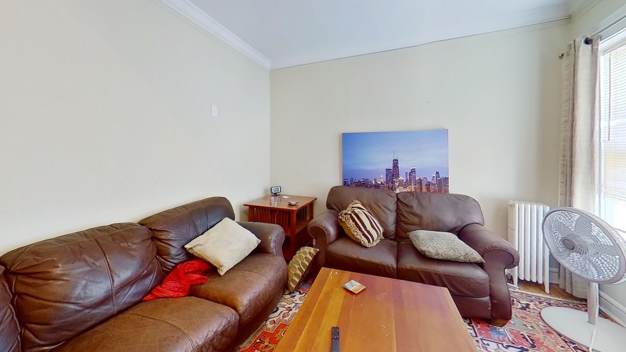 409 Beloit Ave #2L - Photo 4 of 26