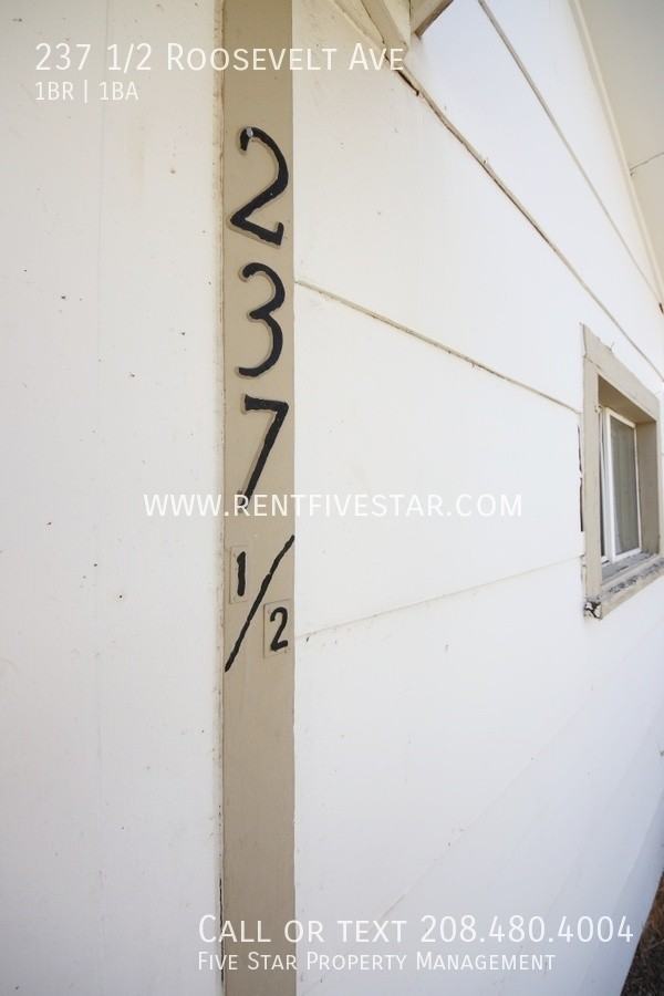 237 1/2 Roosevelt Ave - Photo 2 of 15