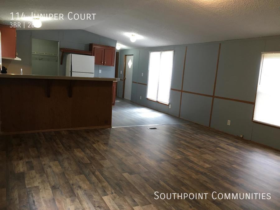 114 Juniper Ct - Photo 2 of 10