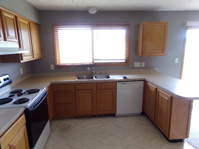 BCR 8123 Matthew Place - Photo 6 of 11