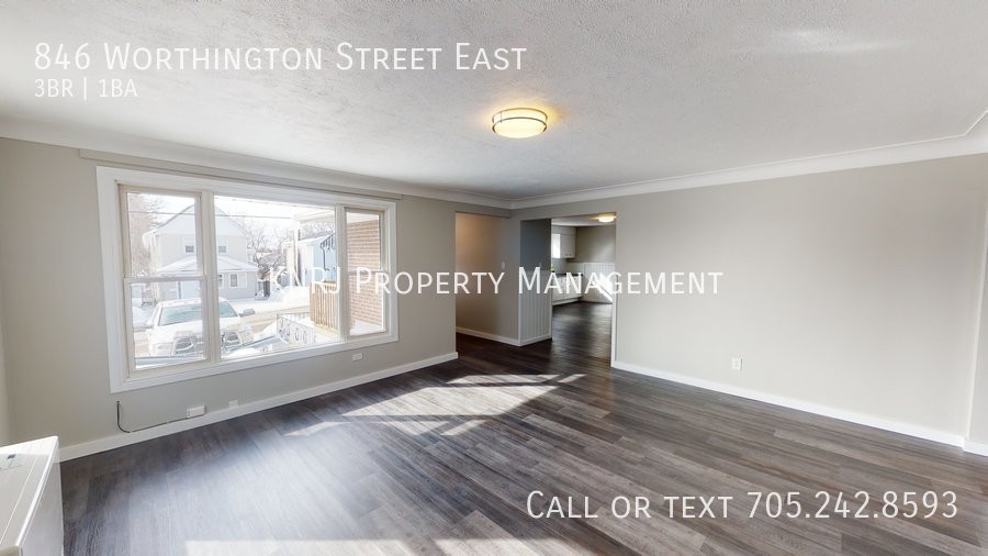 846 Worthington St E - Photo 3 of 13