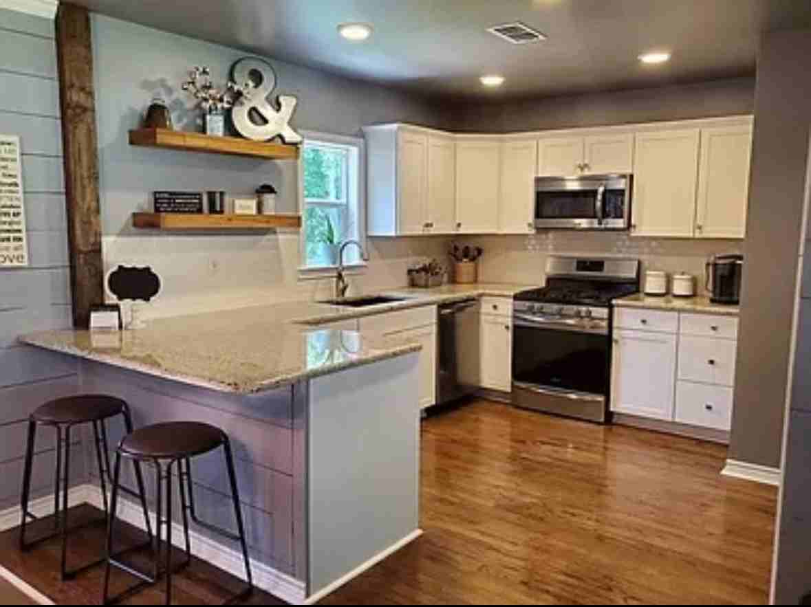 39 Rambling Rd #NA - Photo 2 of 7