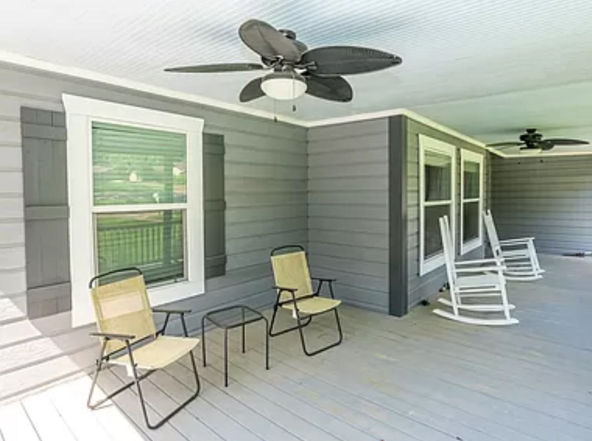 39 Rambling Rd #NA - Photo 3 of 7