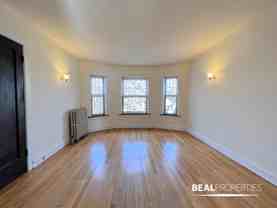 2100 W Ainslie St #3 - Photo 1 of 1