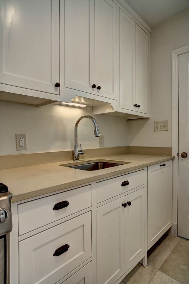 1723 Oakcrest Dr #NA - Photo 3 of 25