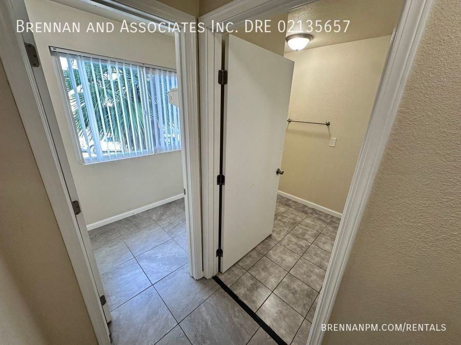 4201 51st St #A - Photo 6 of 18