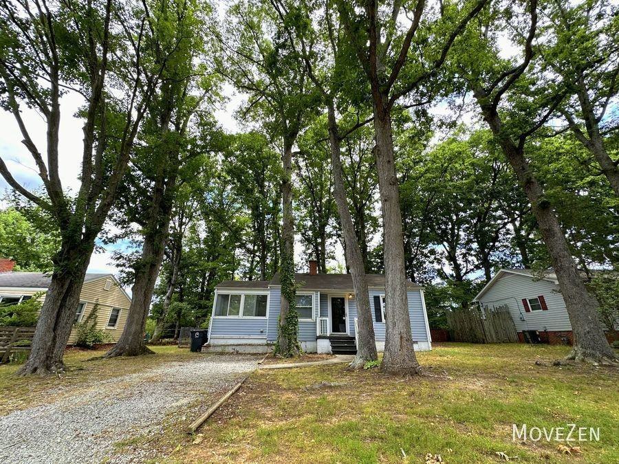 2804 Stratford Dr - Photo 2 of 38
