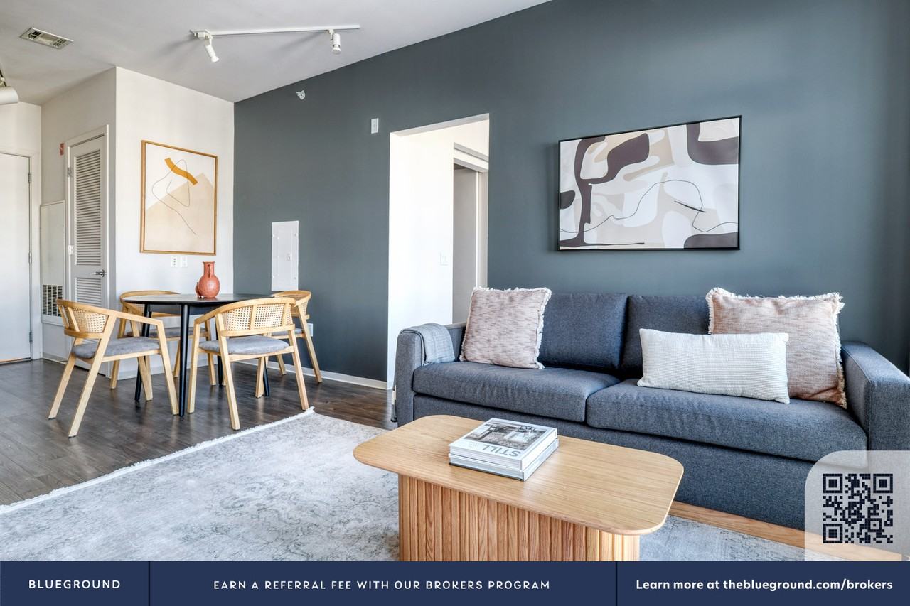 445 Artisan Way - Photo 4 of 18