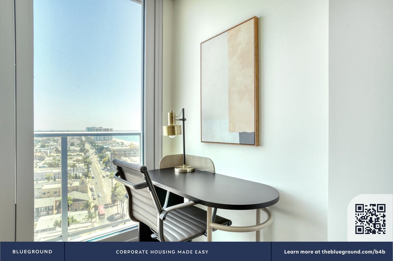 777 East Ocean Boulevard - Photo 6 of 51