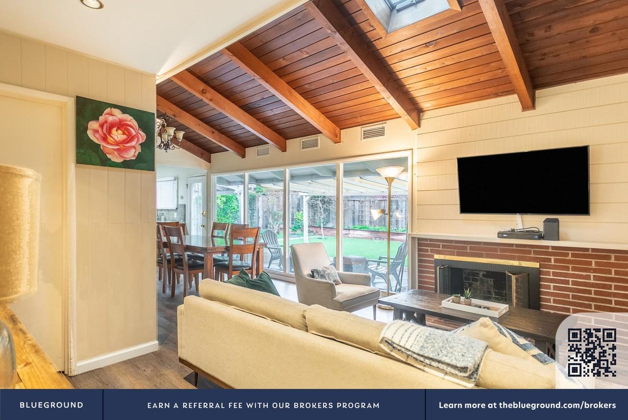 1098 Judson Dr #1583 - Photo 4 of 28