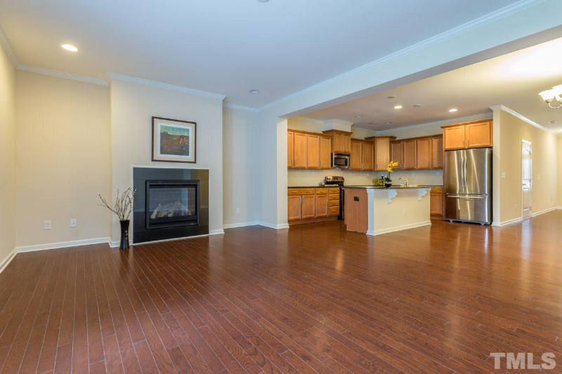 4106 Vallonia Dr - Photo 4 of 19