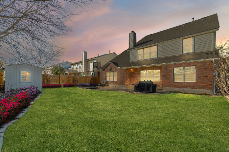 148 Justin Leonard Dr - Photo 2 of 6