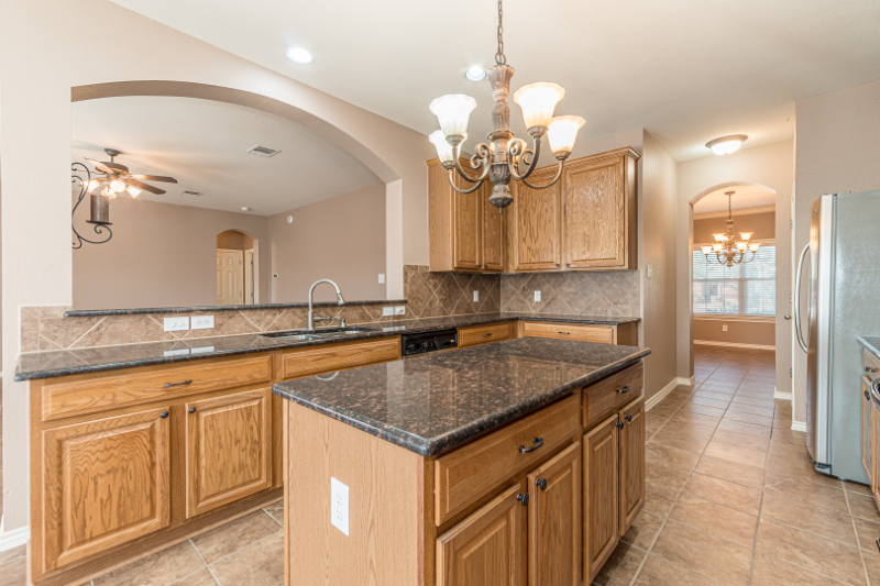 148 Justin Leonard Dr - Photo 3 of 6