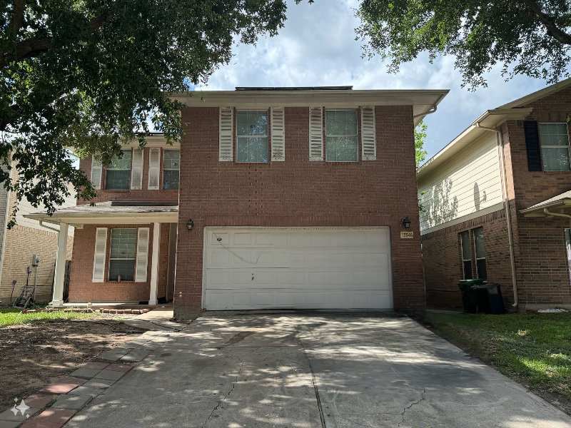 13946 Maleewan Ln - Photo 2 of 15