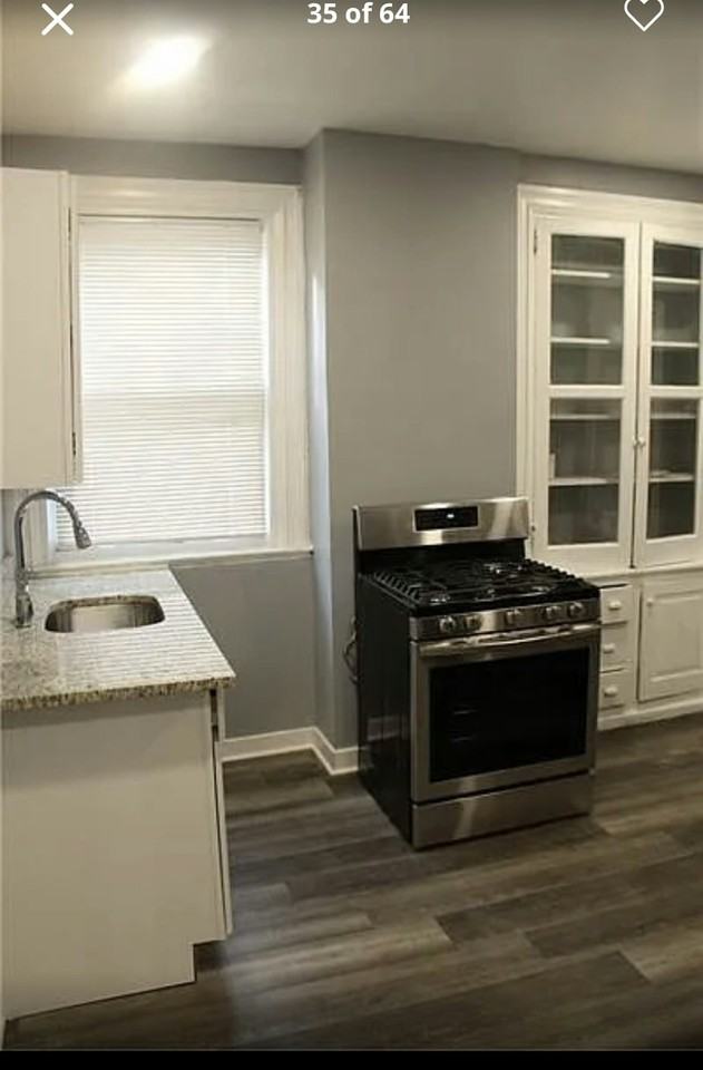 1516 Superior Avenue - Photo 6 of 7