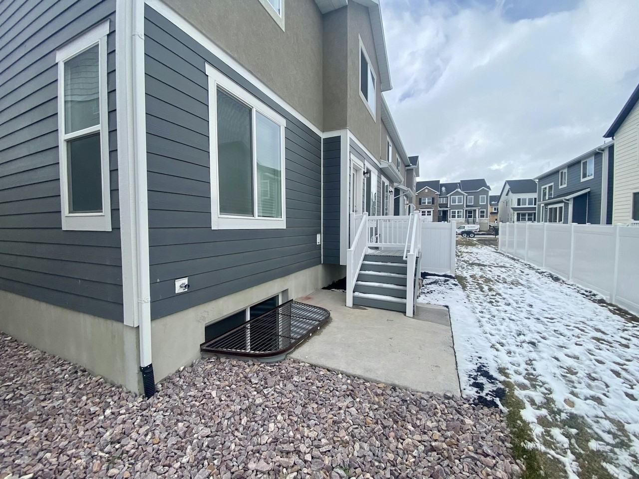 3792 Big Horn Drive - Photo 4 of 18