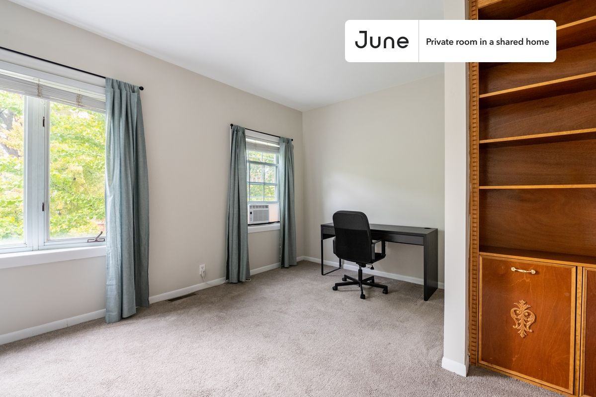 1455 North Paulina Street #C - Photo 4 of 32