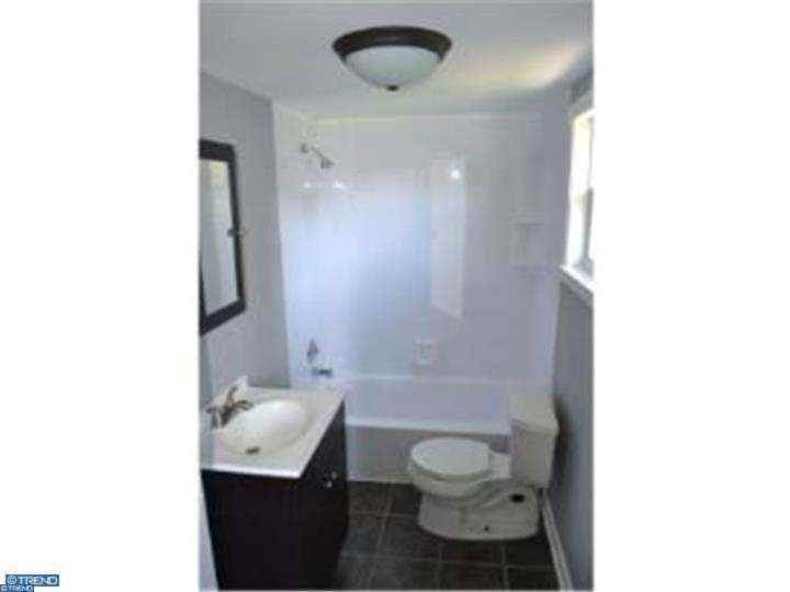 230 Meetinghouse Rd - Photo 3 of 10