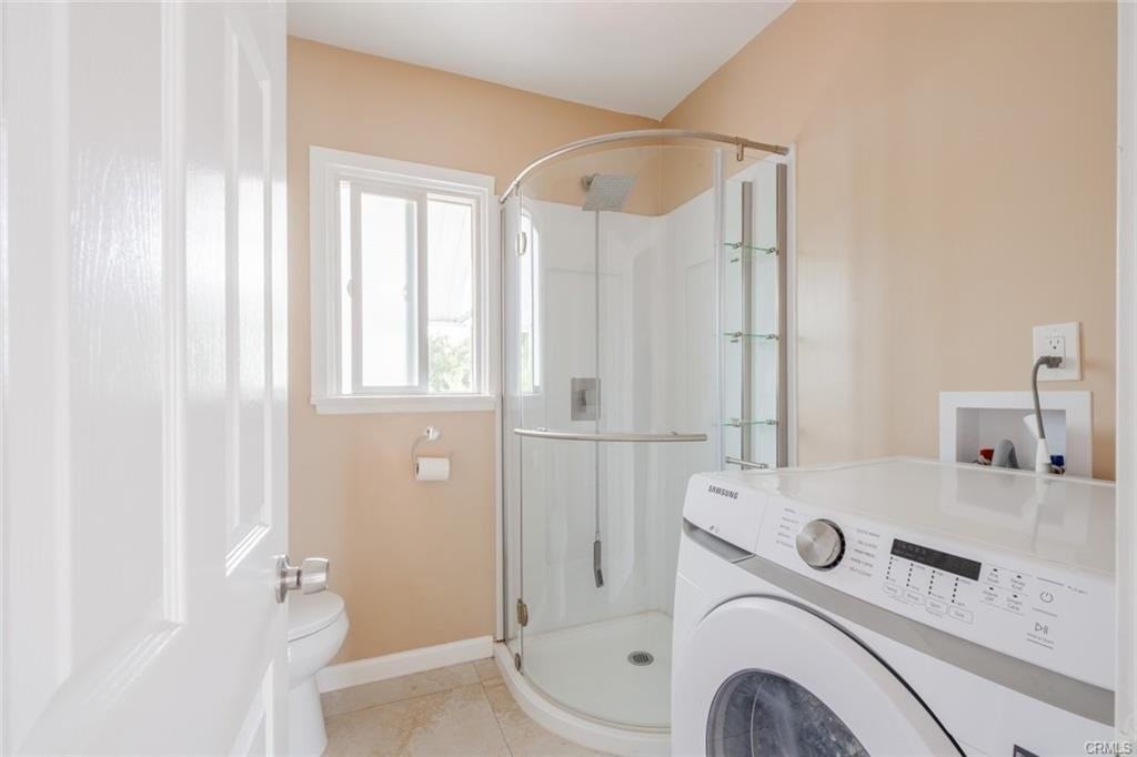 5947 Willowcrest Ave - Photo 3 of 8