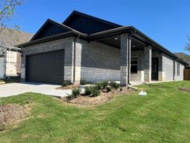 613 Russell Dr - Photo 1 of 1