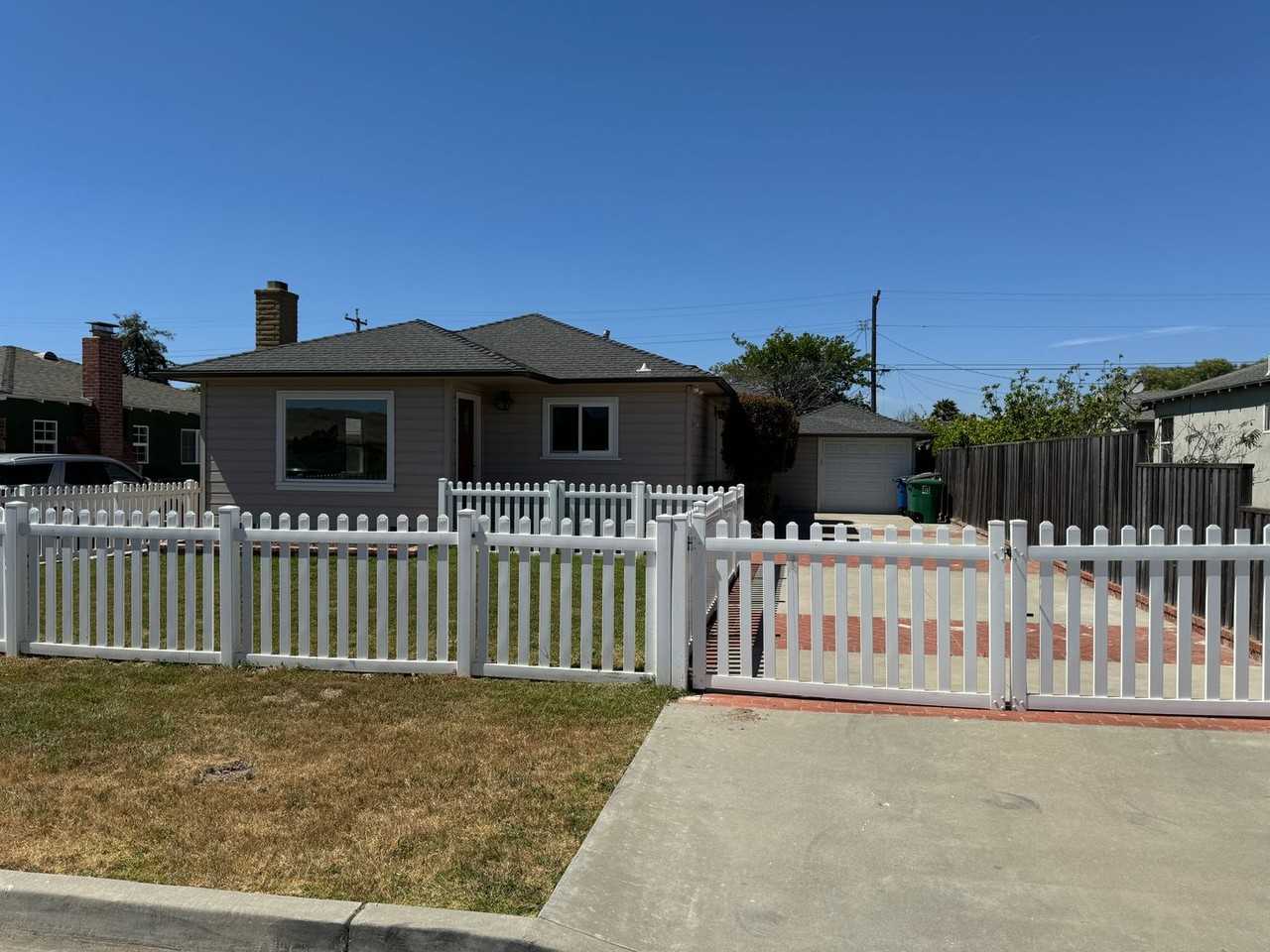 345 Soares Ave - Photo 2 of 13