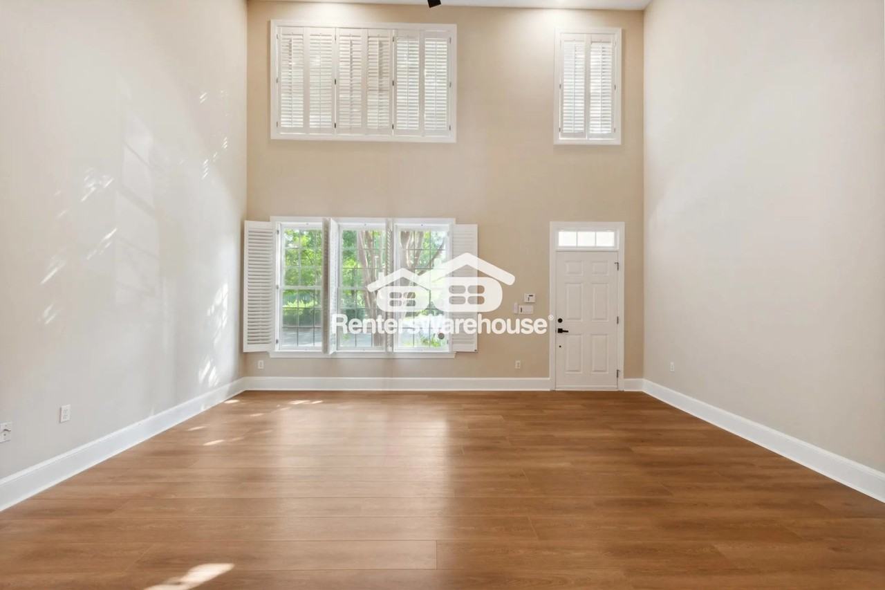 4778 Ivy Ridge Dr Se - Photo 3 of 22