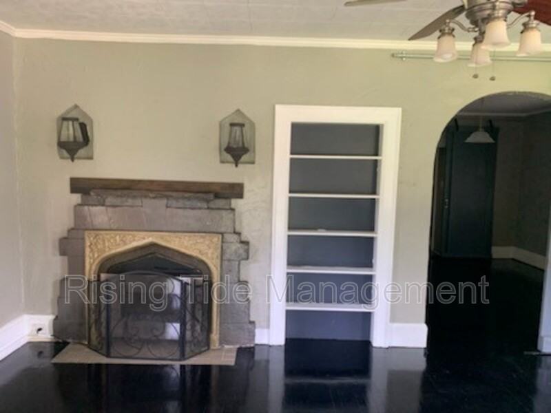 1801 Saint Charles Ave - Photo 2 of 7