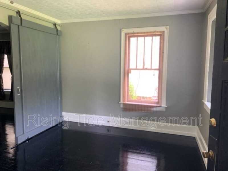 1801 Saint Charles Ave - Photo 3 of 7