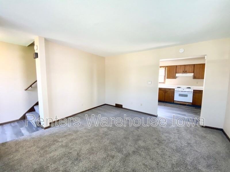 3314 Valdez Ct - Photo 4 of 16