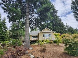 featured image of 3913 Harbel Dr Ne