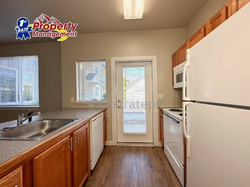 250 W Mallard Dr #105 - Photo 7 of 23