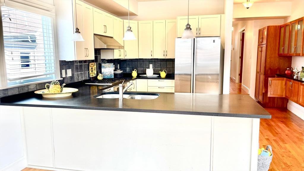 201 Norfolk St #2 - Photo 2 of 24