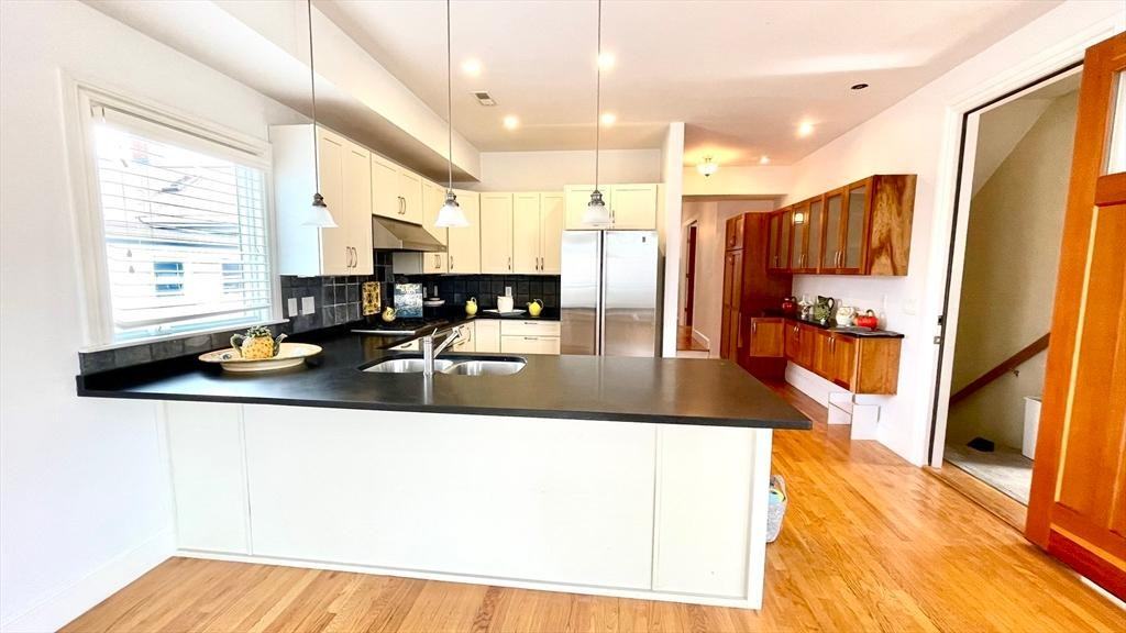 201 Norfolk St #2 - Photo 3 of 24