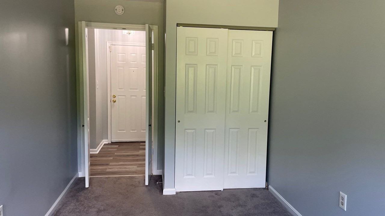 8507 Falls Run Rd #C - Photo 5 of 25