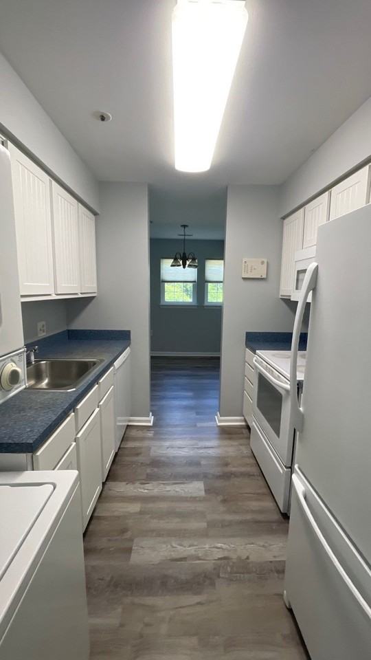 8507 Falls Run Rd #C - Photo 7 of 25