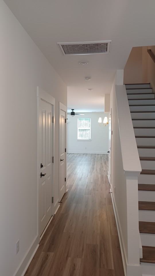 610 W 2nd North St - Photo 3 of 35